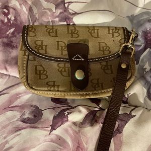 Dooney & Bourke coin purse